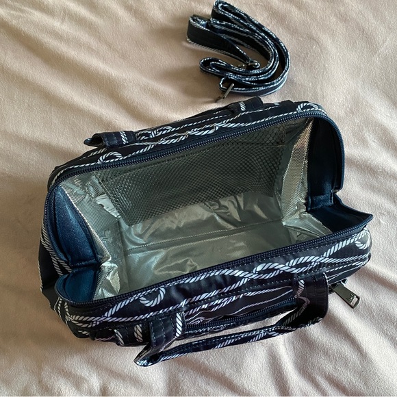 Lug Chewy in Nautical Navy - Picture 2 of 2